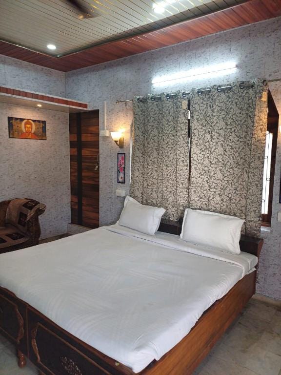 Baba Paying Guest House Hotel in Varanasi