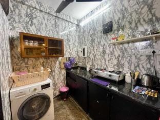 Independent Cottage-Bandra-Carter rd [Sanitised] Vacation rental in Mumbai