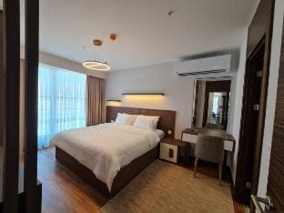 Iradah Gayrimankul  2+1 VIP  apt with balcony -B Vacation rental in Istanbul