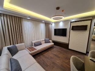 Iradah Gayrimankul  2+1 VIP  apt with balcony -A Vacation rental in Istanbul