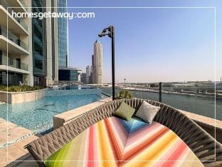 BR Missoni Luxury with Stunning Lake View Apartment in Dubai