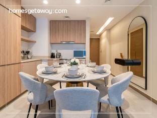 BR Missoni Luxury with Stunning Lake View Apartment in Dubai