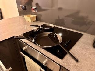 Brighton Getaway | By The Beach | Studio Apartment Vacation rental in Hove