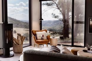 Mt Buller foothills luxury stay - stunning views Vacation rental in Merrijig