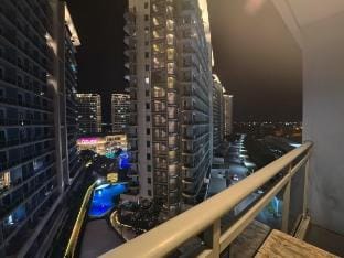 Luxury 1BR - Azure Urban Resort Residences Apartment in Paranaque