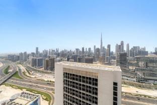 Luxury 1BR w Burj Khalifa View in Business Bay Apartment in Dubai