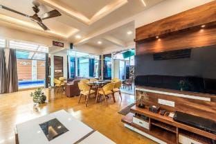 CosmicStays TriZen Private Pool Villa In Lonavala  Vacation rental in Lonavla