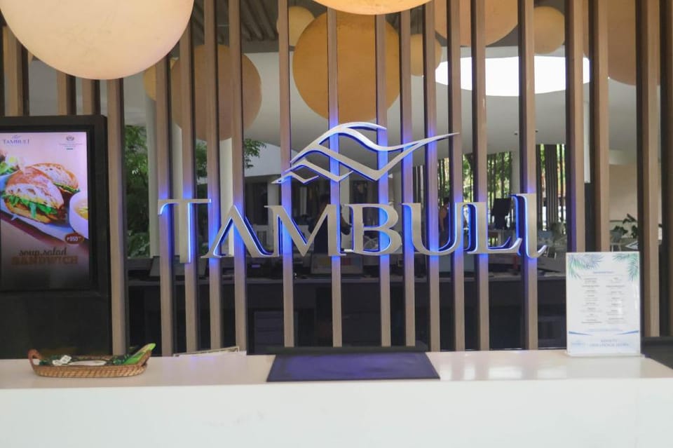 Stylish Resort Condotel with Panoramic Seaview Vacation rental in Lapu-Lapu City