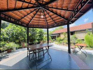 Hy Vien Boutique and Garden Vacation rental in Laos