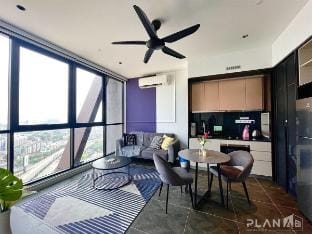 Lvl33 Modern Classic 1-BR WasherDryer | Netflix Apartment in Federal Territory of Kuala Lumpur