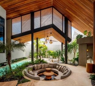 House of Winds - Luxury 6BR Retreat near Canggu Villa in North Kuta
