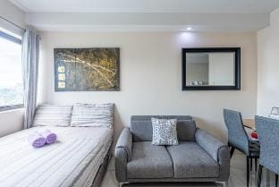 Condo • WIFI up to 100mbps • Infinity Pool Apartment in Lapu-Lapu City