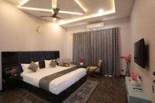 THE CANYON STAYS Villa in Gujarat