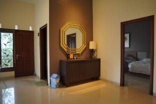 Lovely Home in the Middle of Malang Vacation rental in East Java