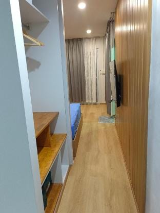 DZEN Home Station (บ้านผู้การ) Villa in Thailand