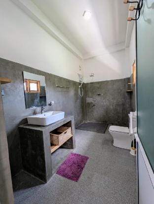 Sunset Glow Room at Lush Current Vacation rental in Ahangama