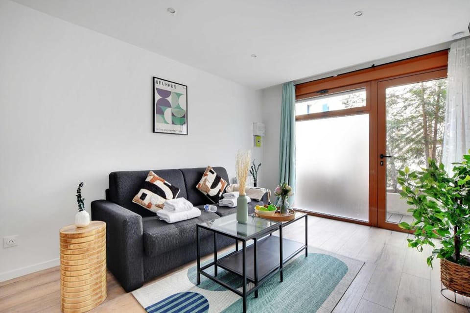 Charming studio - 2P - Kremlin-Bicêtre Apartment in Île-de-France