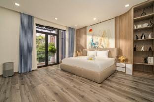 Modern villa-near the sea-5 bedrooms Villa in Da Nang