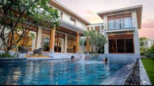 Ocean estates _ 5 bedrooms_ luxury swimming pool Villa in Hoa Hai