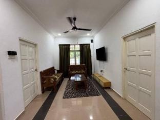 Green Dream Homestay 4 USM/HPUSM Wifi Netflix  Vacation rental in Malaysia