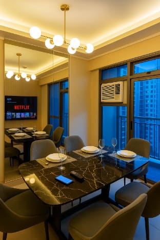 Modern & Luxury 3BR near Solaire, Okada, Airport Apartment in Pasay