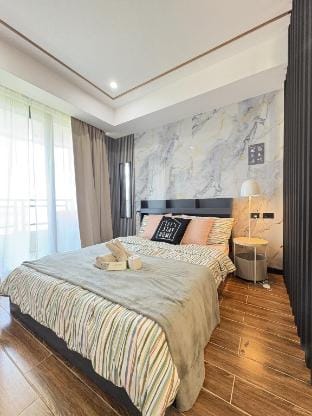 Sybaysuites Staycation Near Okada MOA NAIA COD Apartment in Paranaque