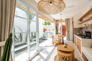 NEW! Terre & Mer - 1BR Villa in Berawa Vacation rental in North Kuta