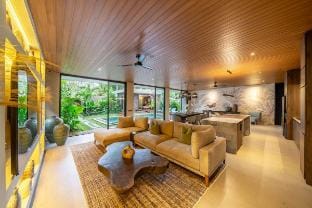 The Plaza - 4BR w/ Pool in Bali’s Eat Street Vacation rental in Kuta