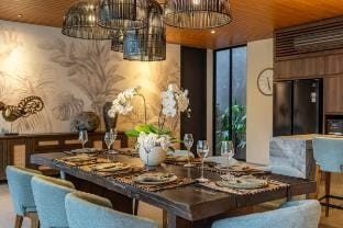 The Plaza - 4BR w/ Pool in Bali’s Eat Street Vacation rental in Kuta