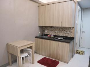 Studio 16 @Andrsn FREE Wifi Netflix + Sliding Bed Apartment in Surabaya