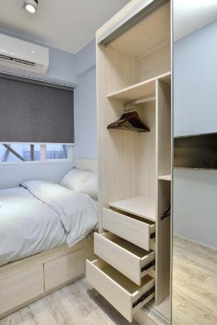 Mercer Luxury Studio *3B Vacation rental in Hong Kong