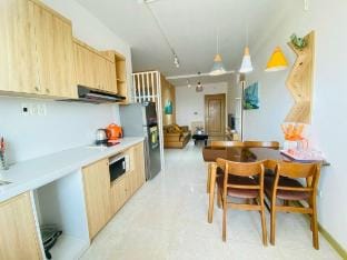 Seaview 2 bedrooms apartment, 1min to Beach Vacation rental in Da Nang