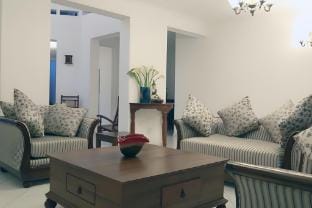 Elegant Garden Villa | 25min to City Villa in Western Province