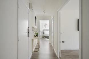 2 Luxurious Apartments with Free Parking near Chelmsford City Apartment in Chelmsford