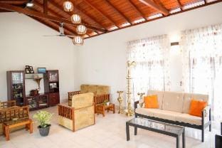 Private Room With Shared Bath Vacation rental in Kandy