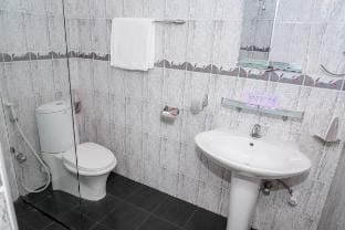 Private Room with Ensuite Bath Vacation rental in Kandy