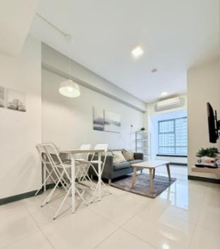Anderson pakuwon 6 people stay  Apartment in Surabaya