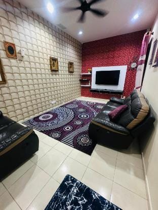 HOMESTAY BUKIT KATIL DAMAI 2 (FOR MUSLIM ONLY) Vacation rental in Malacca