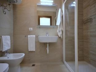 Fully Equipped Flat in a Quiet Residential Area Apartment in Bibione
