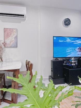 Y Vi Vinhomes Grand Park 01 Apartment in Ho Chi Minh City