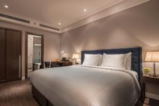 Beachfront Luxe 2BR Apt Balcony (12fl) Vacation rental in Da Nang
