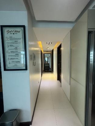 4 Bedroom (BR) Luxury Condo Hotel in Ortigas Apartment in Pasig