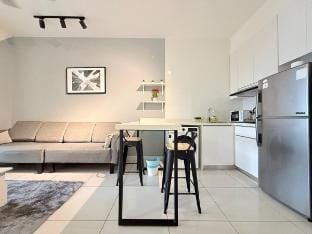 Classy 1BR@ Arte Mont Kiara pool View 1FreeParking Vacation rental in Federal Territory of Kuala Lumpur
