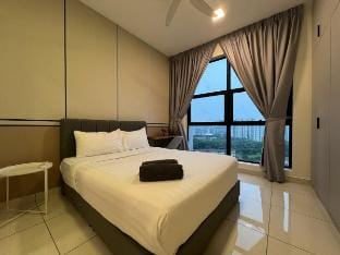 Spacious One Bedroom @Artemontkiara W/Jacuzzi Vacation rental in Federal Territory of Kuala Lumpur