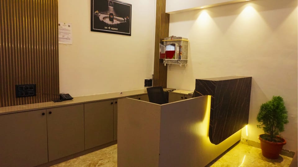 HR Premium Stay Hotel in India