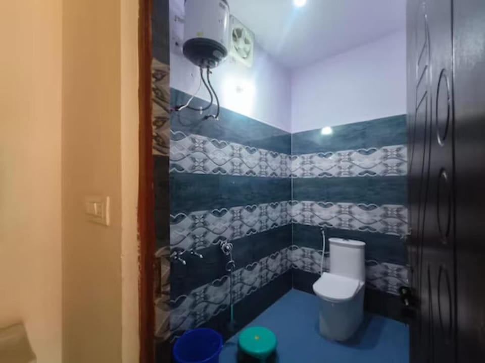 Shivanya Guest House & Restaurant Kedarnath Hotel in Uttarakhand