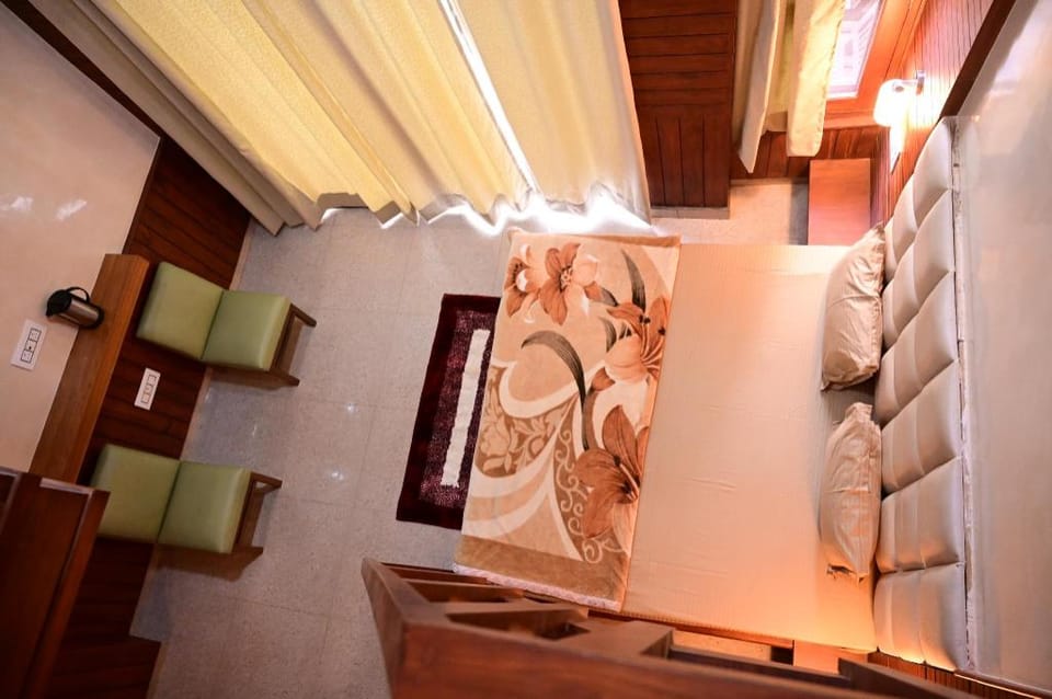 Summer Hill Home Stay Hotel in Himachal Pradesh