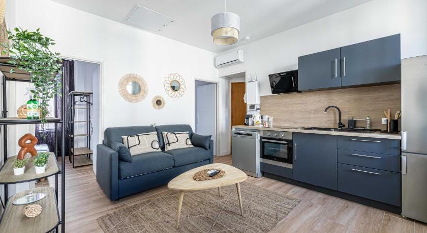 Cannes center - 2BR/4p - Palais des Festivals Apartment in Cannes