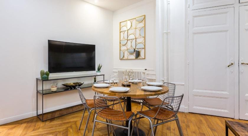 Welcoming apartment -1BR/6P - Auteuil / Passy Apartment in Paris