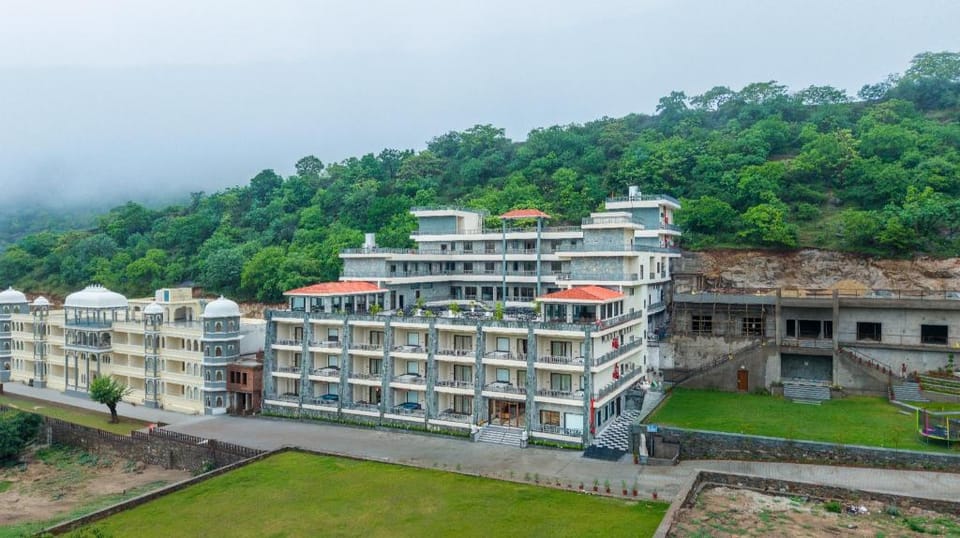 Turban The Fort Resort & Spa Hotel in Rajasthan